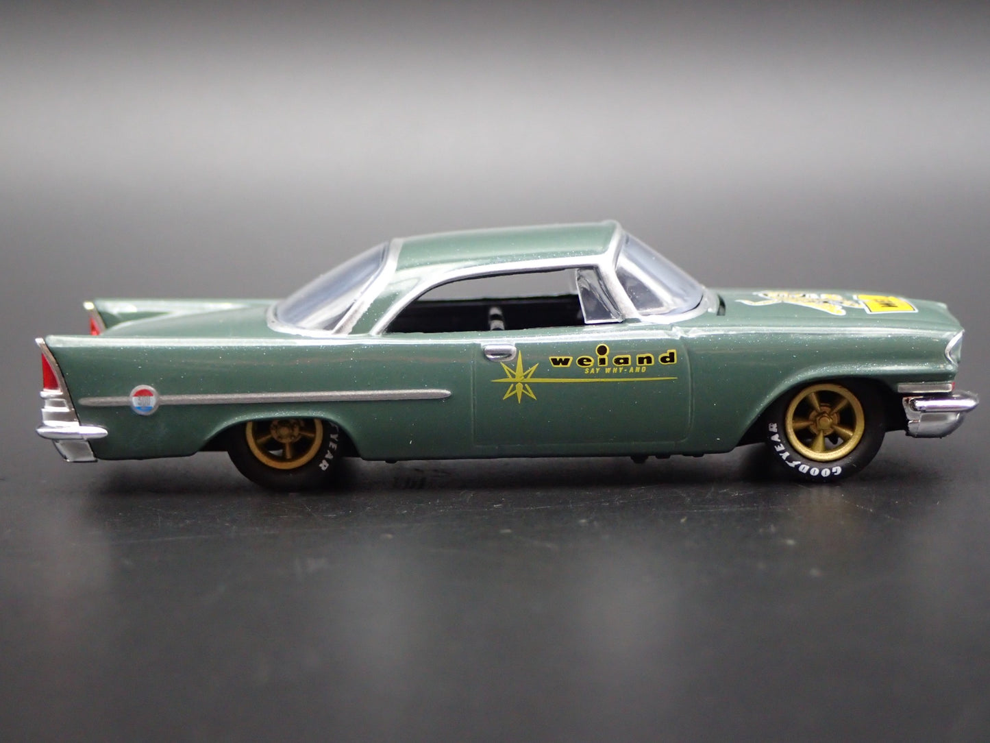 1957 57 CHRYSLER 300C WEIAND GREEN 1:64 SCALE COLLECTIBLE DIECAST MODEL CAR