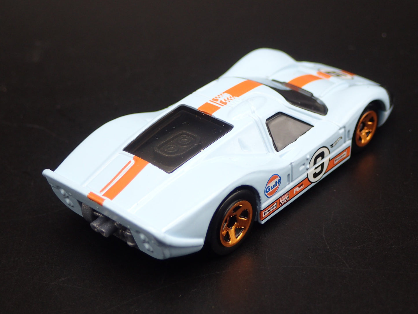 1967 67 FORD GT40 MK.IV GULF OIL RACING 1:64 SCALE DIORAMA DIECAST MODEL CAR