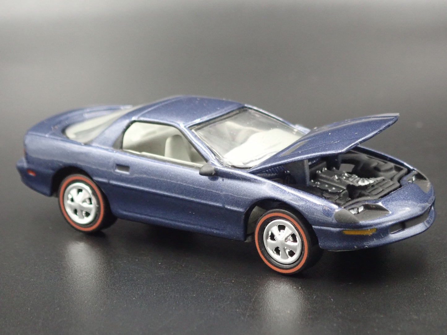 1993-2002 CHEVY CHEVROLET CAMARO COUPE BLUE 1/64 SCALE DIORAMA DIECAST MODEL CAR
