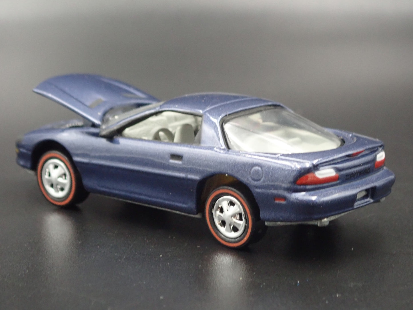 1993-2002 CHEVY CHEVROLET CAMARO COUPE BLUE 1/64 SCALE DIORAMA DIECAST MODEL CAR