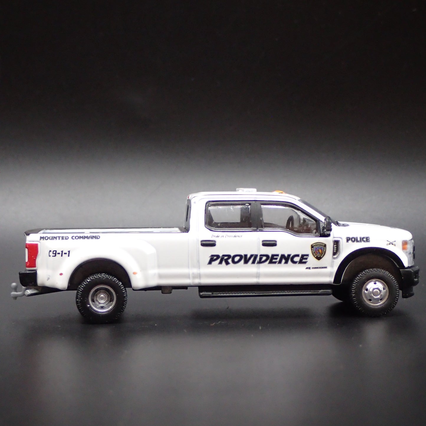 2018 18 FORD F350 DUALLY PROVIDENCE RI POLICE DEPT 1:64 SCALE DIECAST MODEL CAR