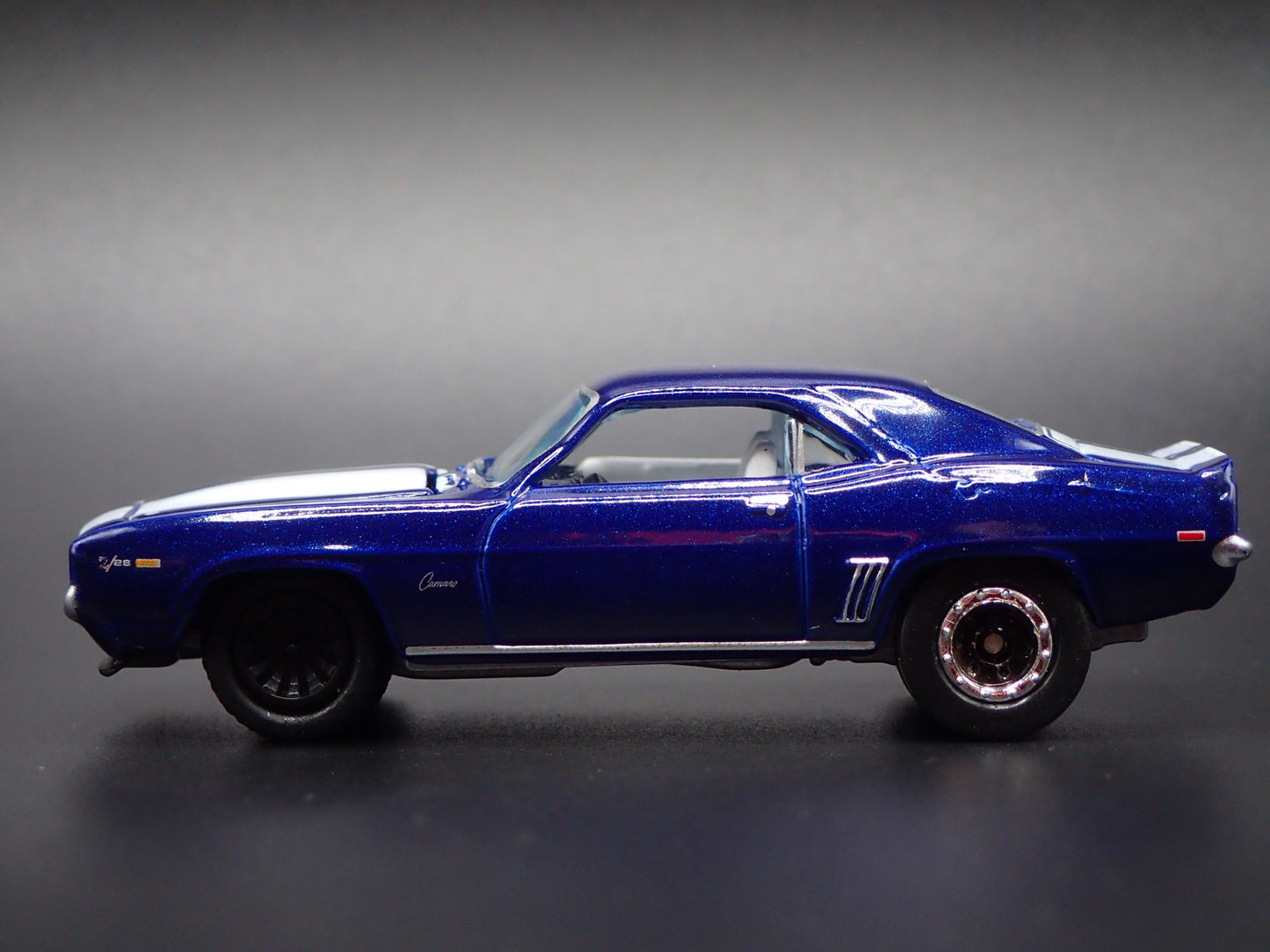 1969 69 CHEVY CHEVROLET CAMARO Z28 BLUE 1:64 SCALE COLLECTIBLE DIECAST MODEL CAR