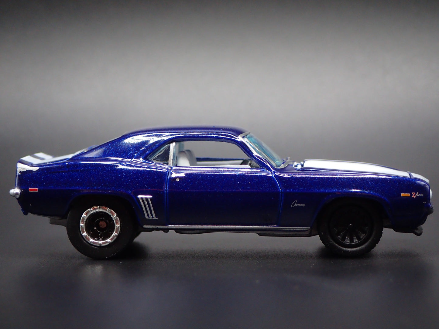 1969 69 CHEVY CHEVROLET CAMARO Z28 BLUE 1:64 SCALE COLLECTIBLE DIECAST MODEL CAR
