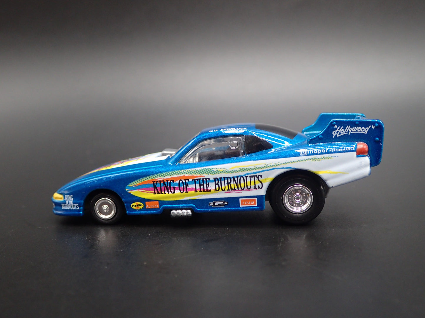 1995 DODGE AVENGER NHRA FUNNY CAR KING OF BURNOUTS 1/64 SCALE DIECAST MODEL CAR