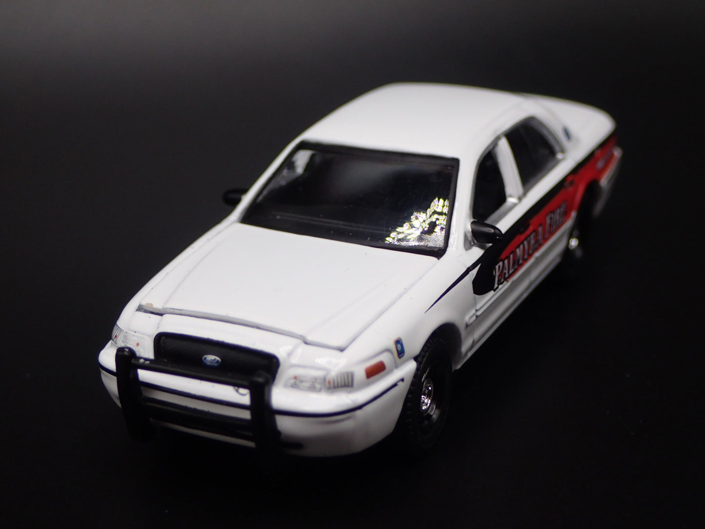 2011 11 FORD CROWN VICTORIA PALMYRA, PA FIRE DEPT 1:64 SCALE DIECAST MODEL CAR