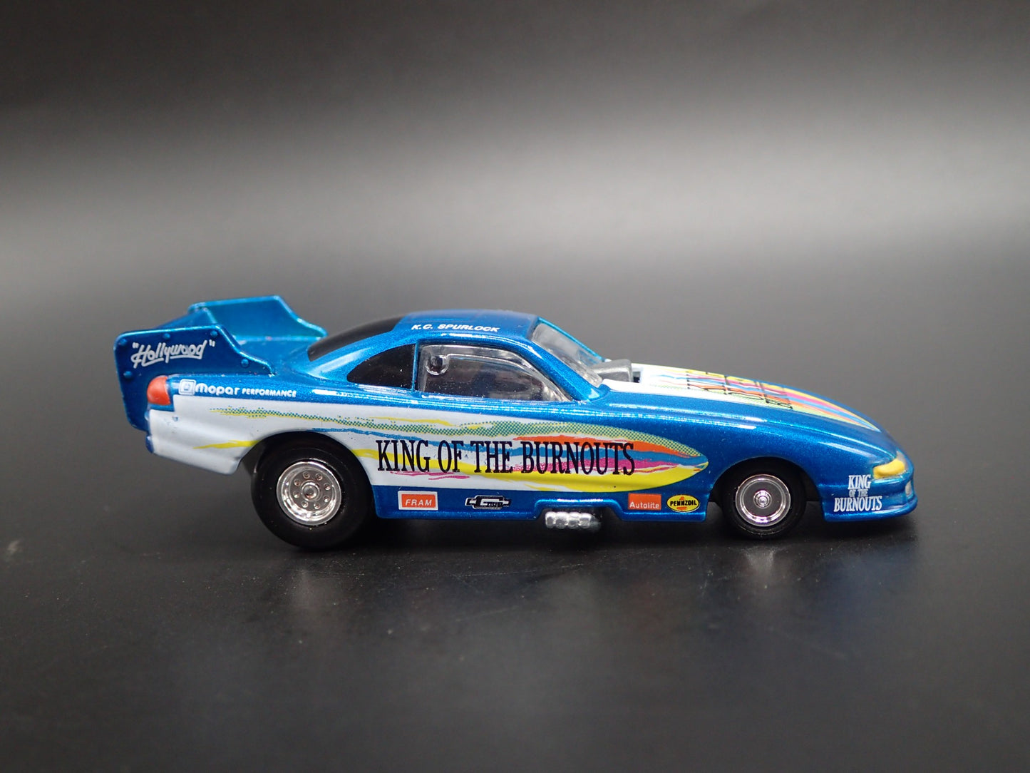 1995 DODGE AVENGER NHRA FUNNY CAR KING OF BURNOUTS 1/64 SCALE DIECAST MODEL CAR