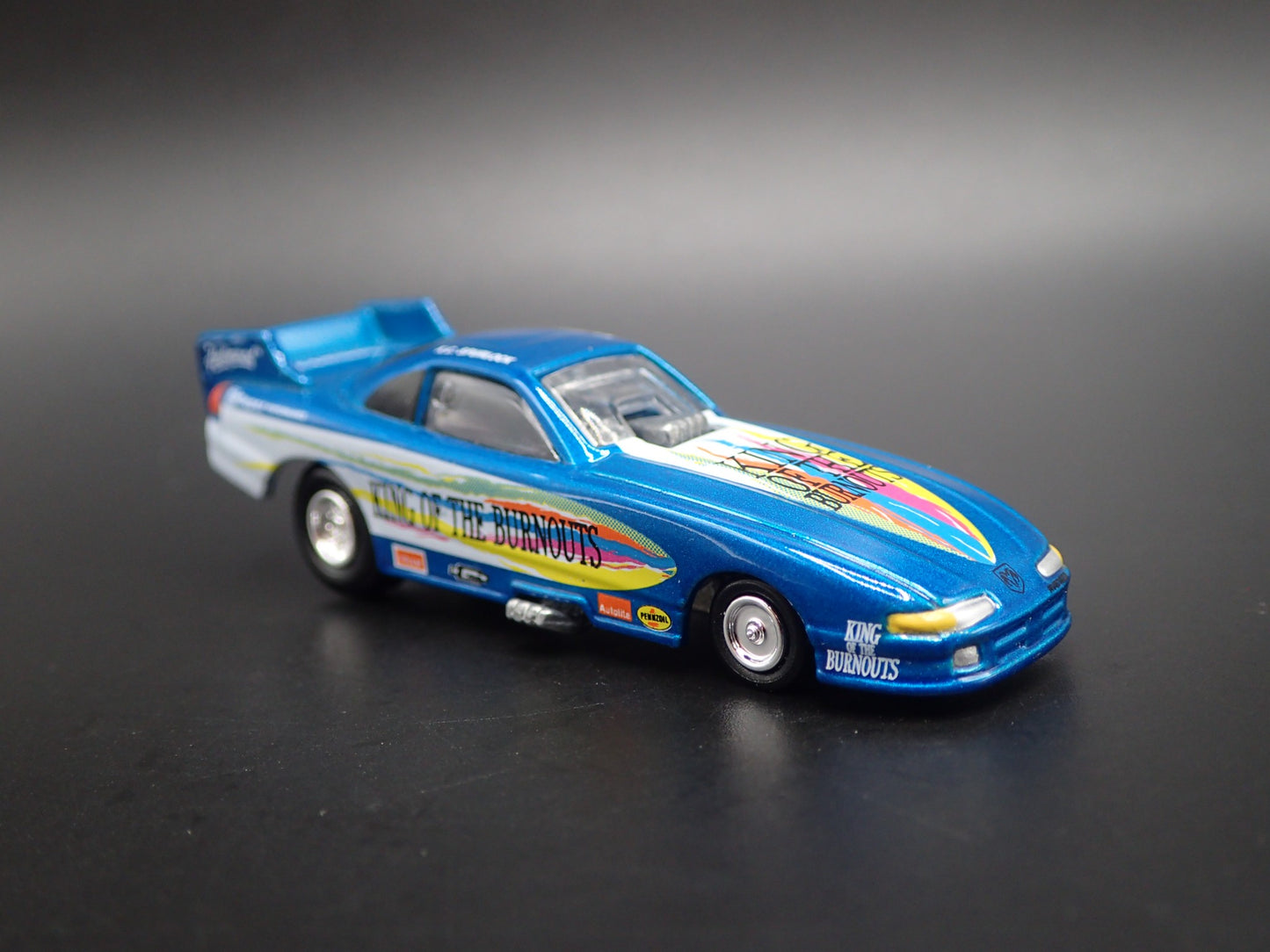 1995 DODGE AVENGER NHRA FUNNY CAR KING OF BURNOUTS 1/64 SCALE DIECAST MODEL CAR