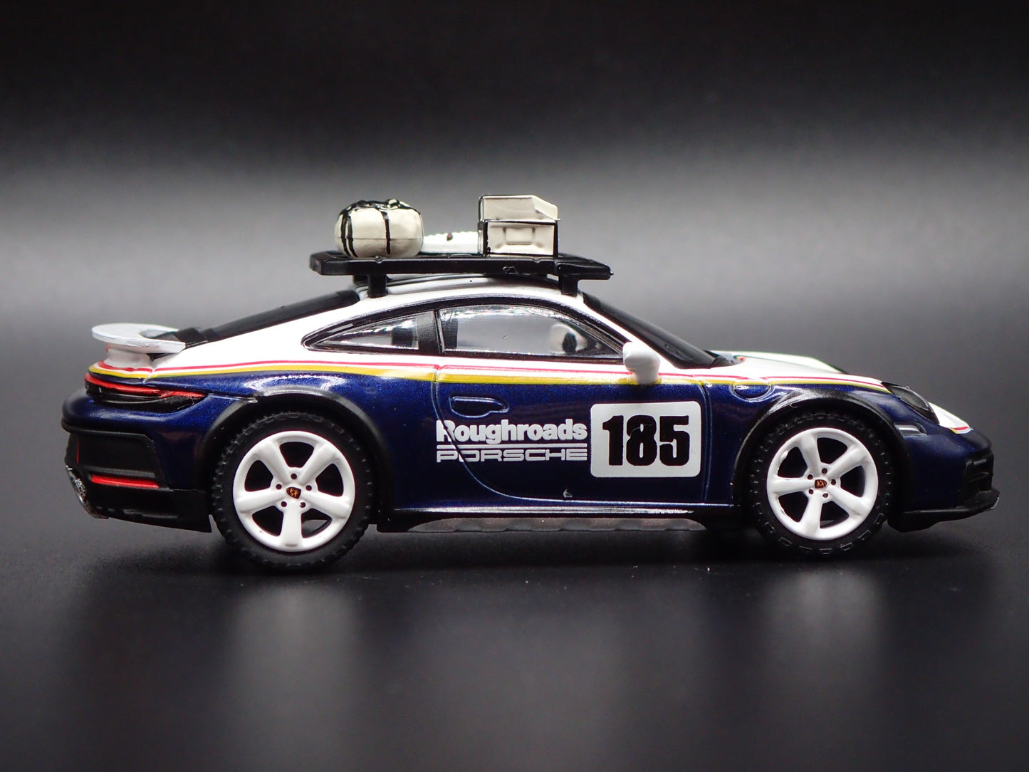 PORSCHE 911 DAKAR RALLYE OFF ROAD WHITE 1/64 SCALE COLLECTIBLE DIECAST MODEL CAR