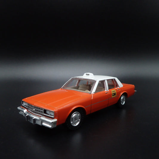 1981 81 CHEVY CHEVROLET IMPALA CAPITAL TAXI CAB 1/64 SCALE DIECAST MODEL CAR