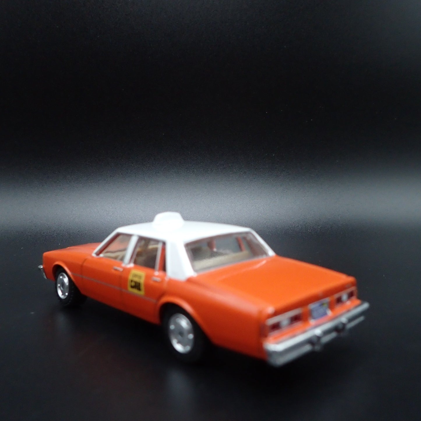 1981 81 CHEVY CHEVROLET IMPALA CAPITAL TAXI CAB 1/64 SCALE DIECAST MODEL CAR