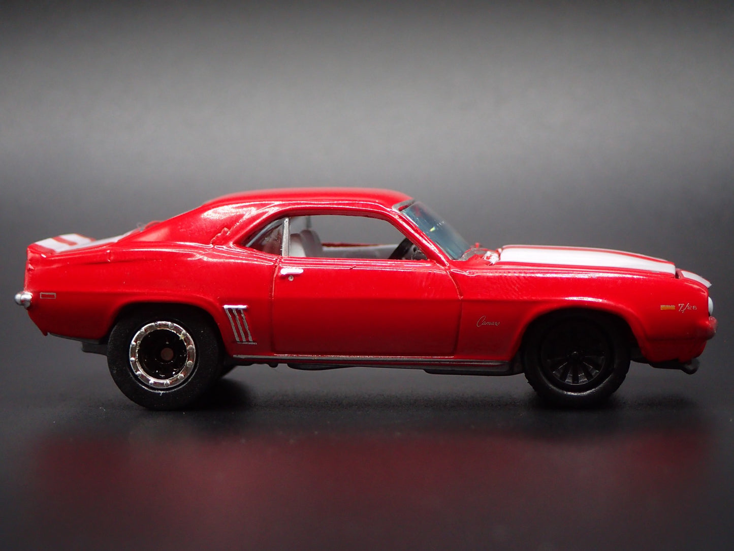 1969 69 CHEVY CHEVROLET CAMARO Z28 RED 1:64 SCALE COLLECTIBLE DIECAST MODEL CAR