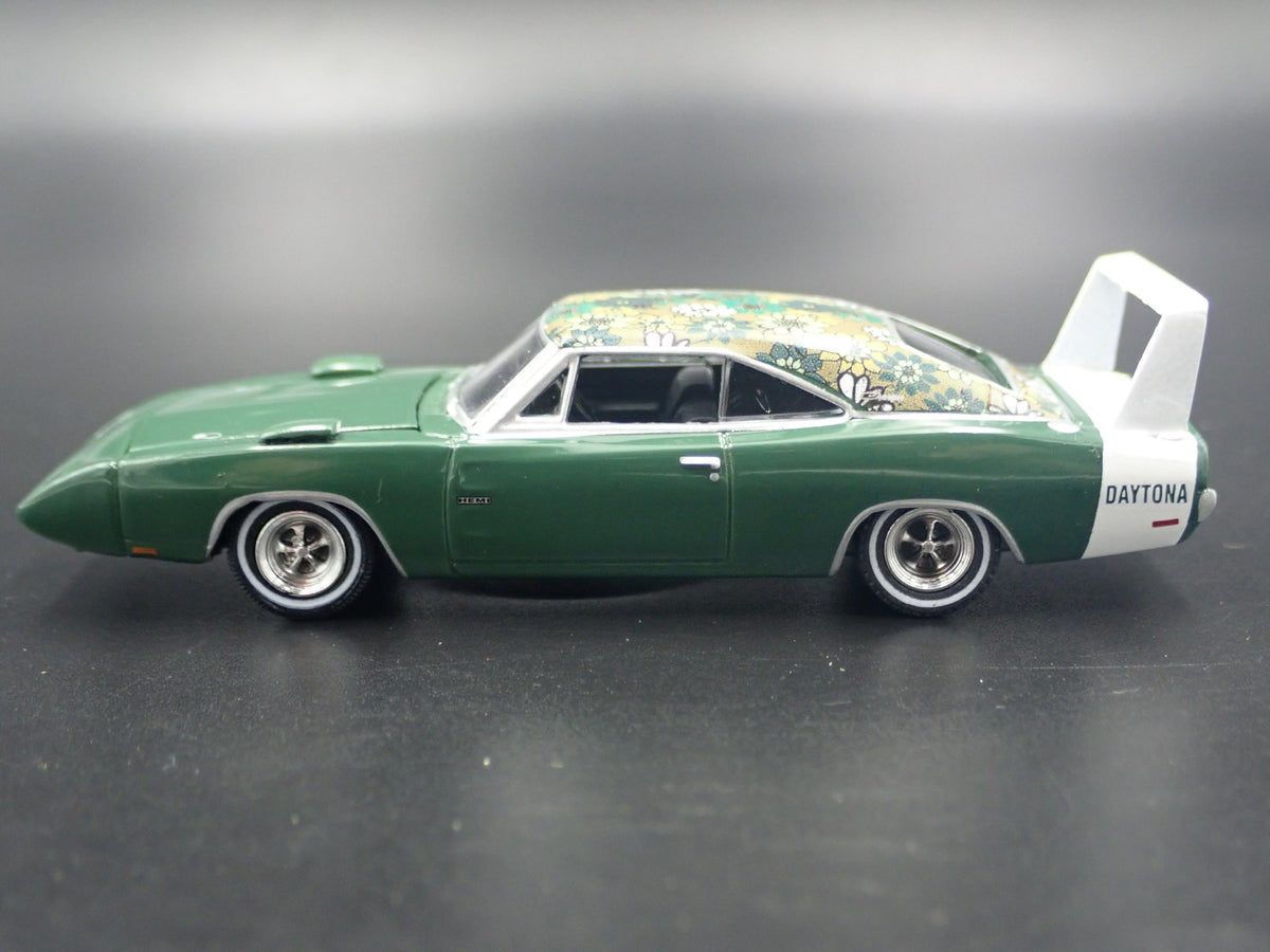 1969 69 DODGE CHARGER DAYTONA 1:64 SCALE COLLECTIBLE DIORAMA DIECAST MODEL CAR-Burning Rubber Toy Company