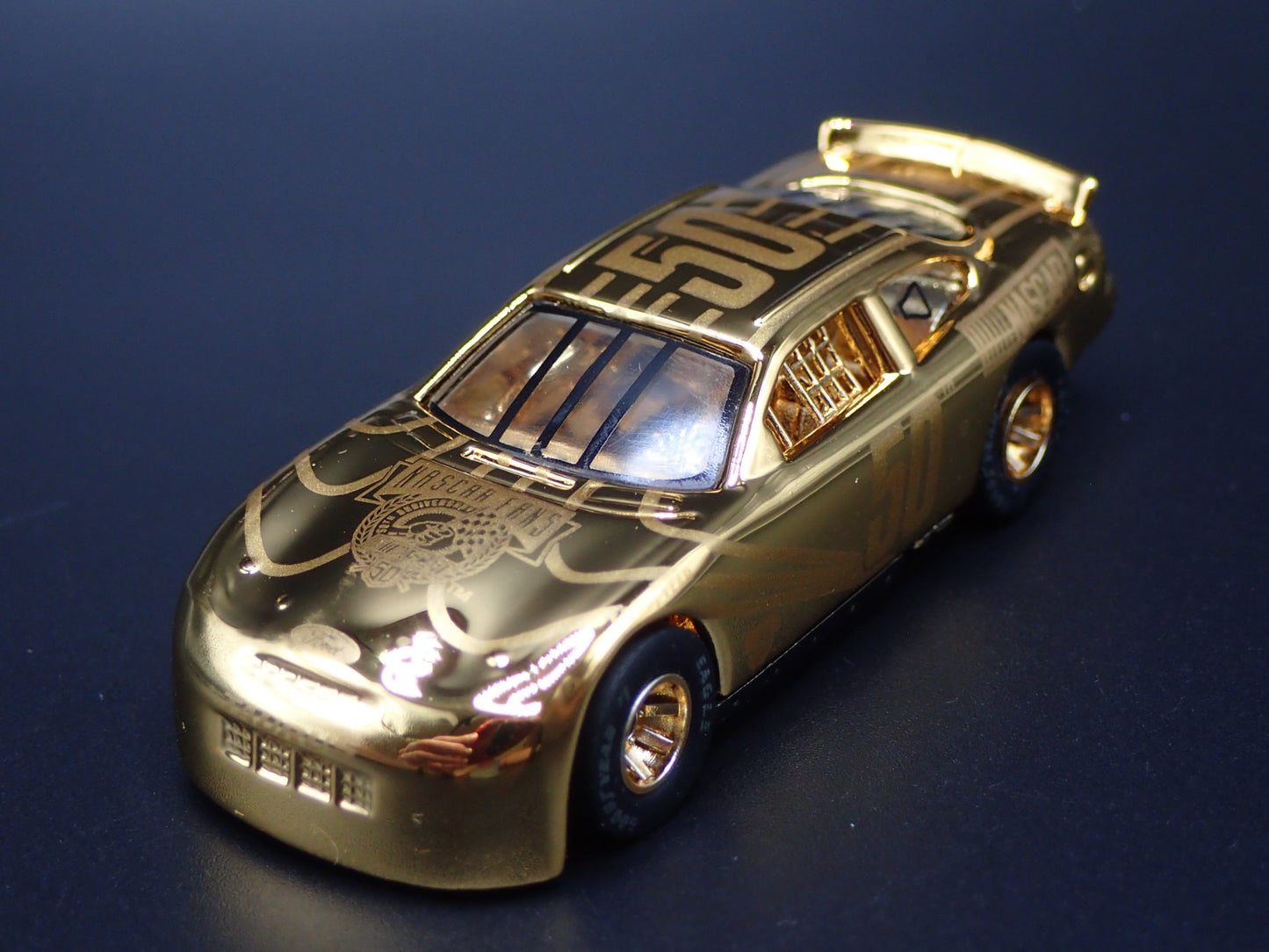 1998 98 FORD 50TH ANNIVERSARY GOLD NASCAR 1:64 SCALE DIORAMA DIECAST MODEL CAR