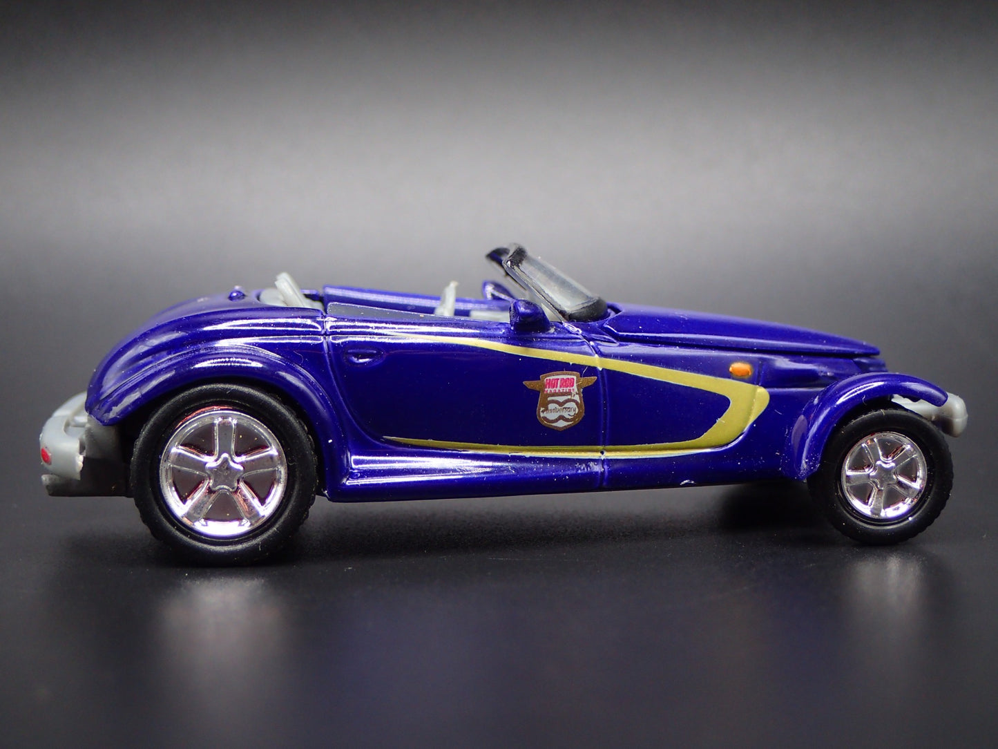 1997-2002 PLYMOUTH PROWLER PURPE 1:64 SCALE COLLECTIBLE DIECAST MODEL CAR