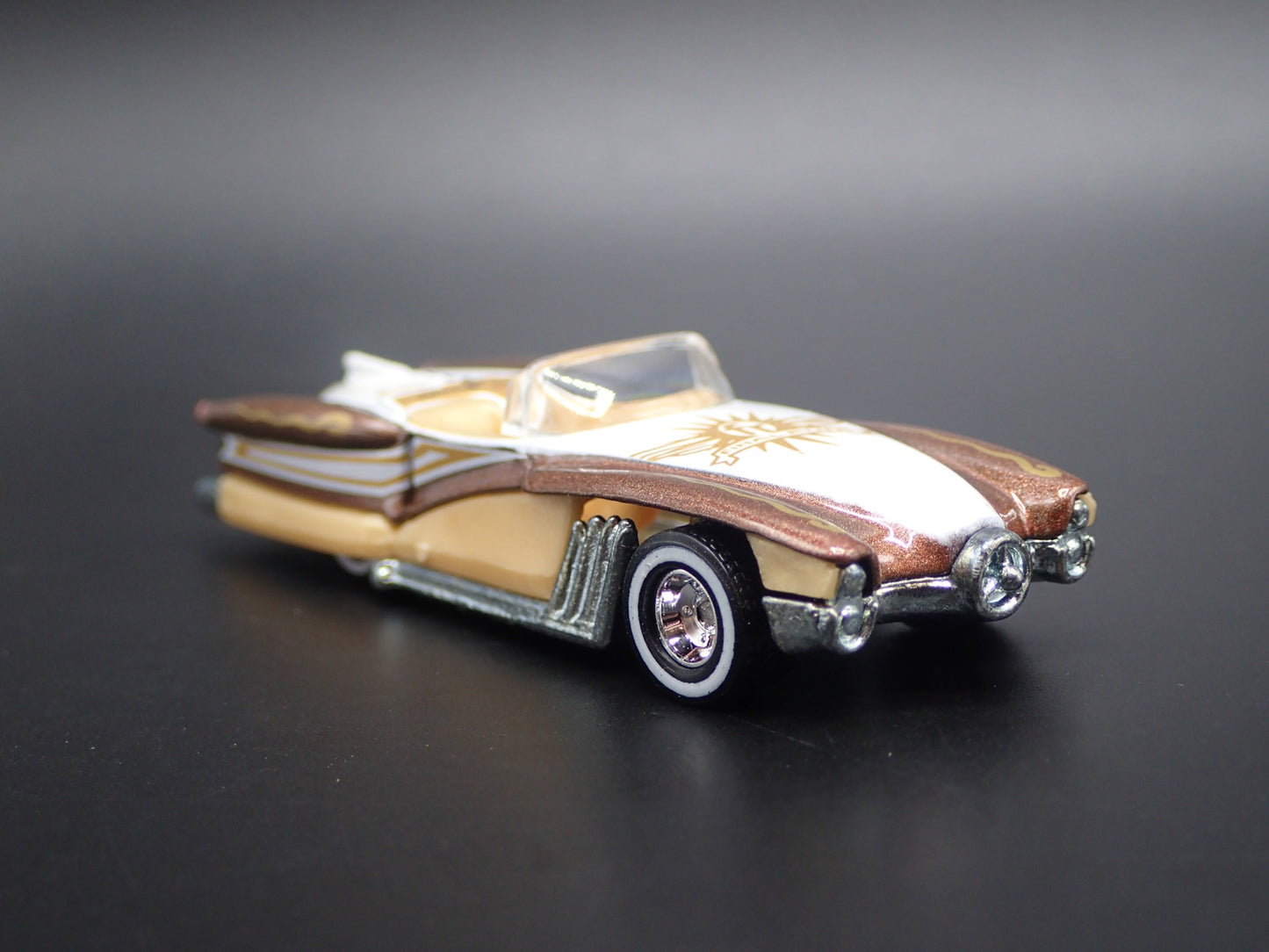 CUSTOM HOT ROD CONVERTIBLE STREET BEAST 1:64 SCALE DIORAMA DIECAST MODEL CAR