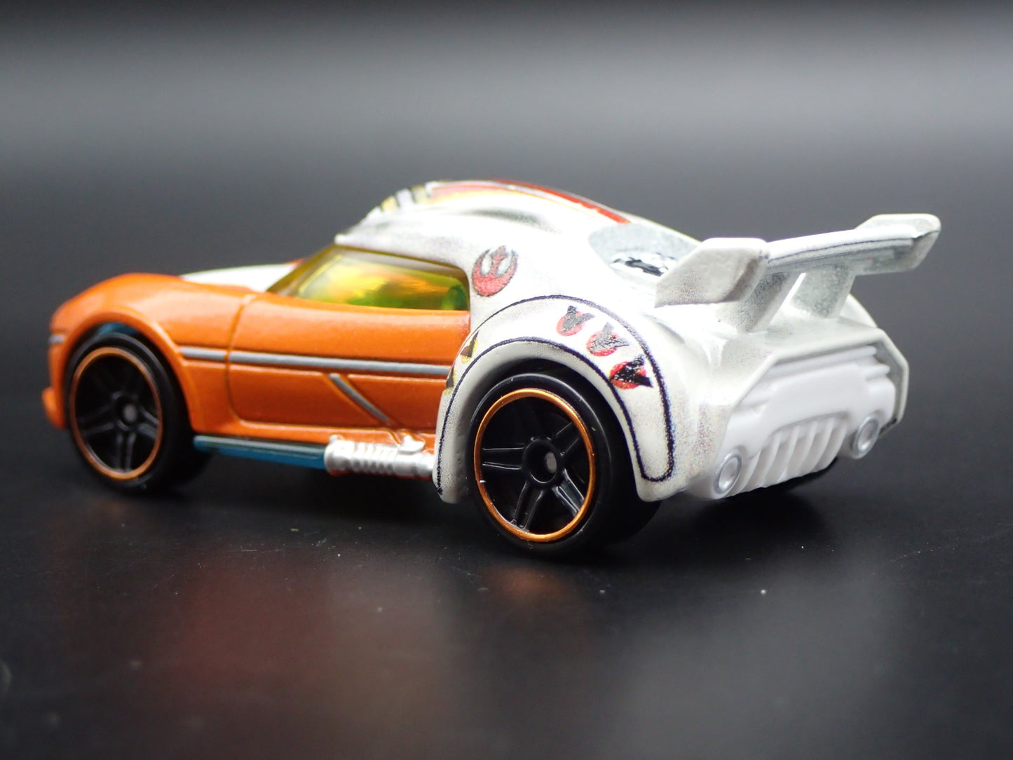 LUKE SKYWALKER STAR WARS RARE 1/64 SCALE COLLECTIBLE DIORAMA DIECAST MODEL CAR