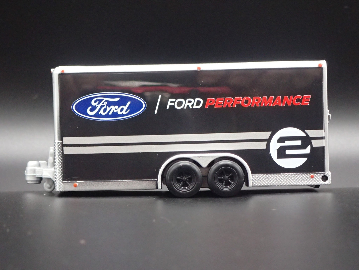 FORD ENCLOSED CAR HAULER TRAILER w/ OPENING DOOR BLACK 1:64 SCALE DIORAMA MODEL