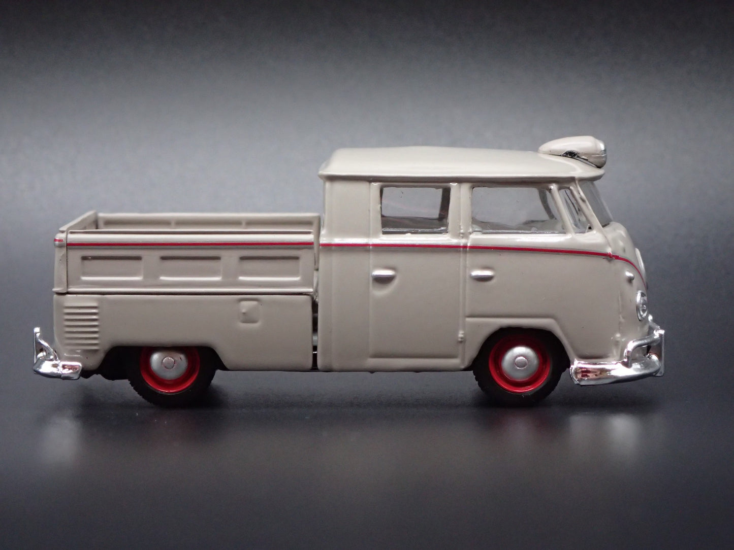 1950-1967 VW VOLKSWAGEN DOUBLE CAB PICKUP TRUCK 1:64 SCALE DIECAST MODEL CAR