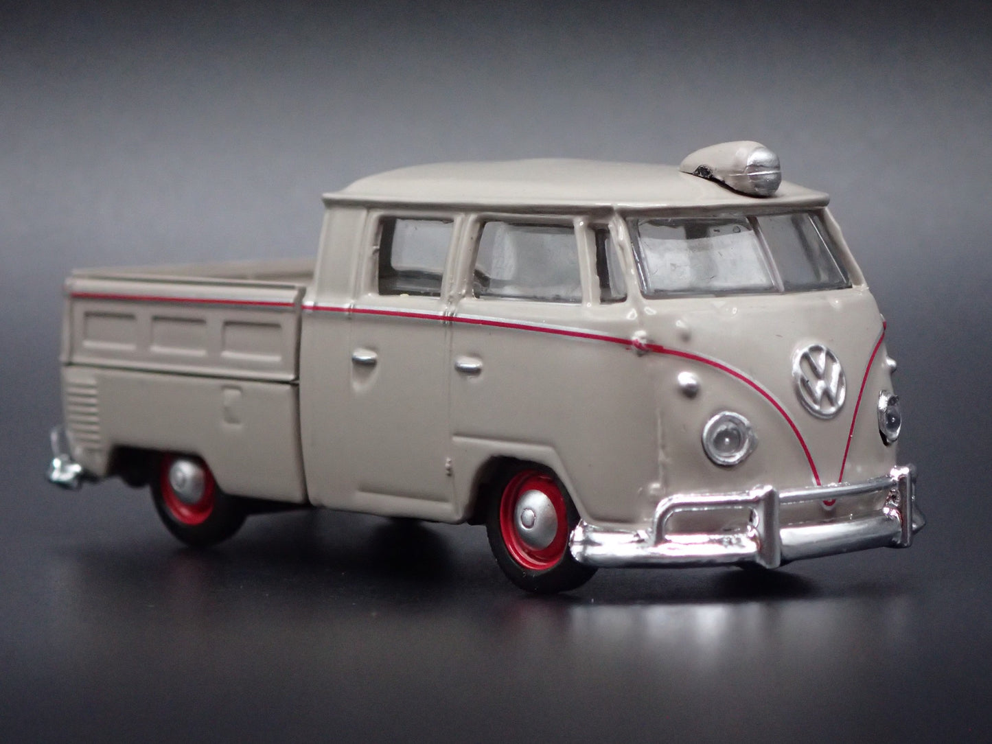 1950-1967 VW VOLKSWAGEN DOUBLE CAB PICKUP TRUCK 1:64 SCALE DIECAST MODEL CAR