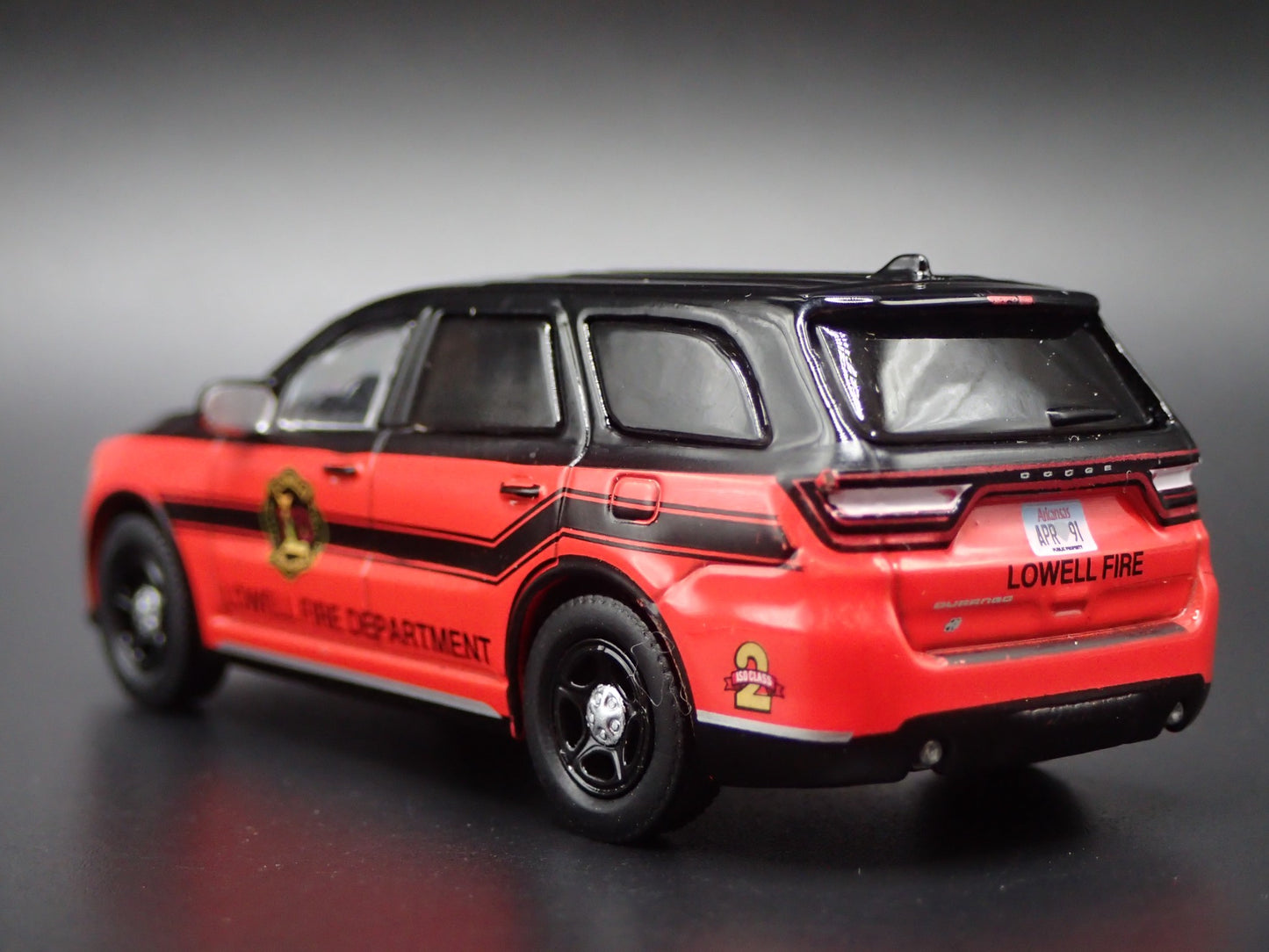 2019 DODGE DURANGO LOWELL ARKANSAS FIRE DEPARTMENT 1:64 SCALE DIECAST MODEL CAR
