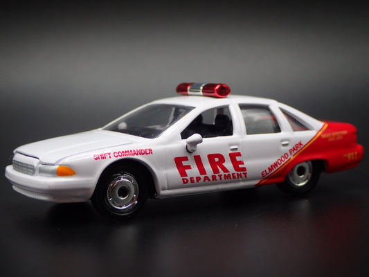 1992 92 CHEVY CHEVROLET CAPRICE ELMWOOD PARK IL FIRE DEPT 1:64 DIECAST MODEL CAR