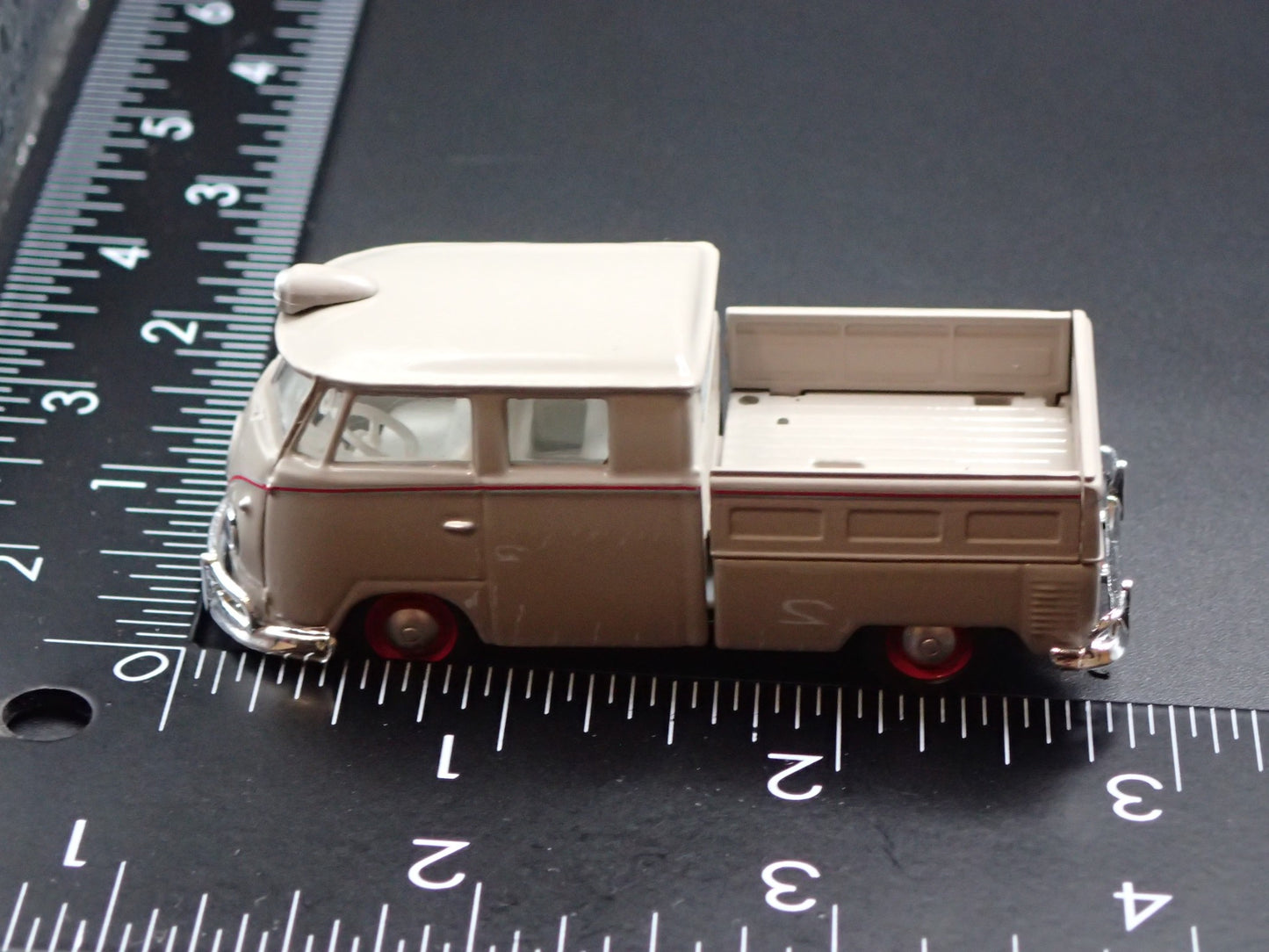 1950-1967 VW VOLKSWAGEN DOUBLE CAB PICKUP TRUCK 1:64 SCALE DIECAST MODEL CAR
