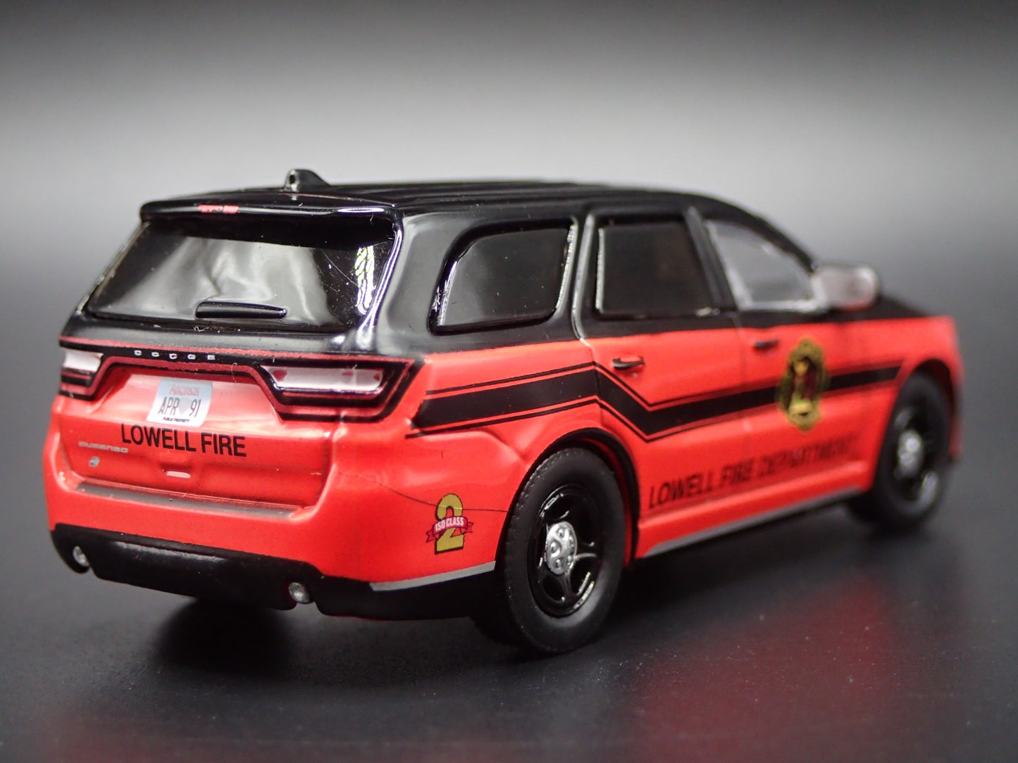 2019 DODGE DURANGO LOWELL ARKANSAS FIRE DEPARTMENT 1:64 SCALE DIECAST MODEL CAR