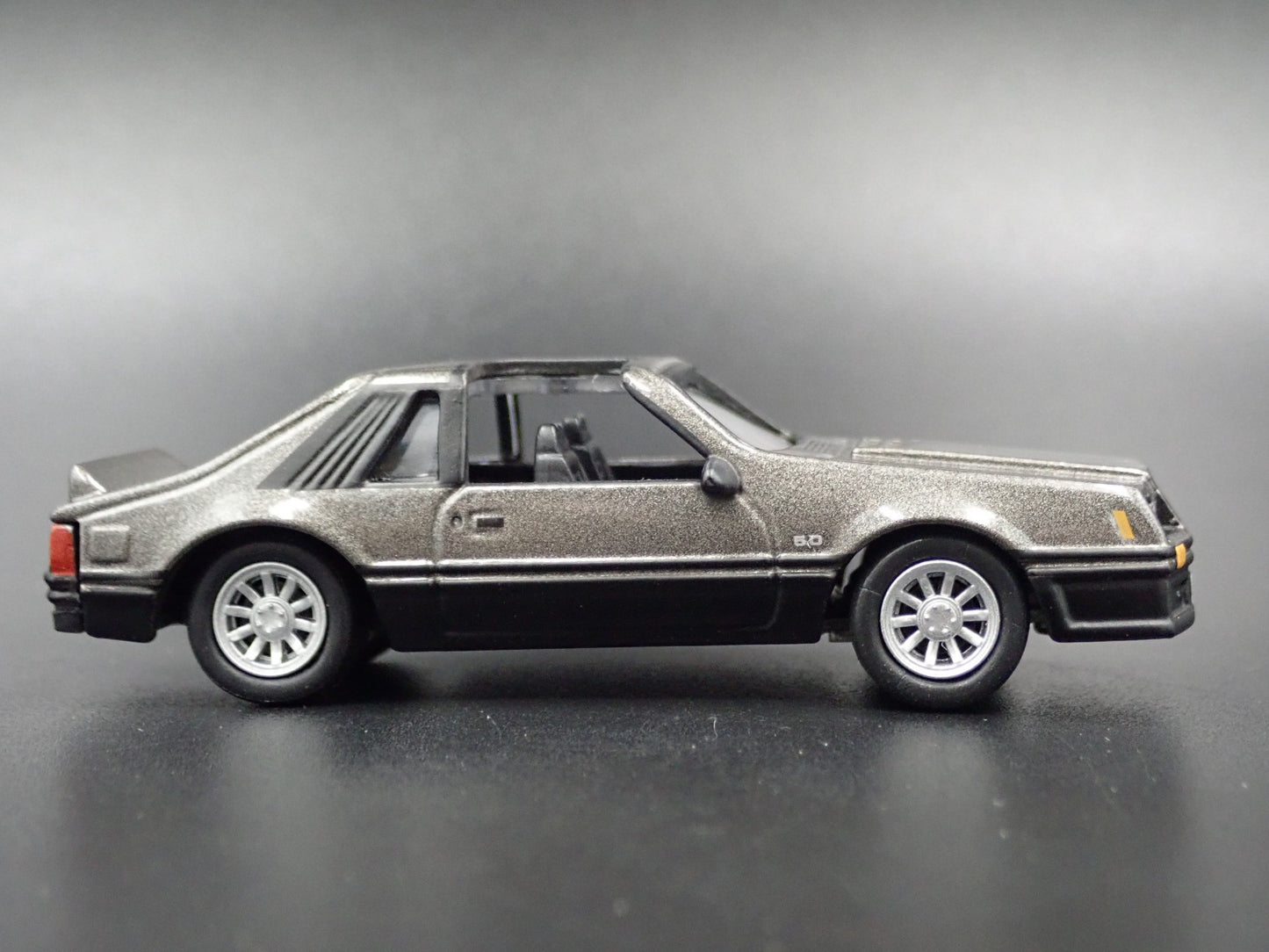 1982 82 FORD MUSTANG GT FOX BODY RARE 1:64 SCALE COLLECTIBLE DIECAST MODEL CAR