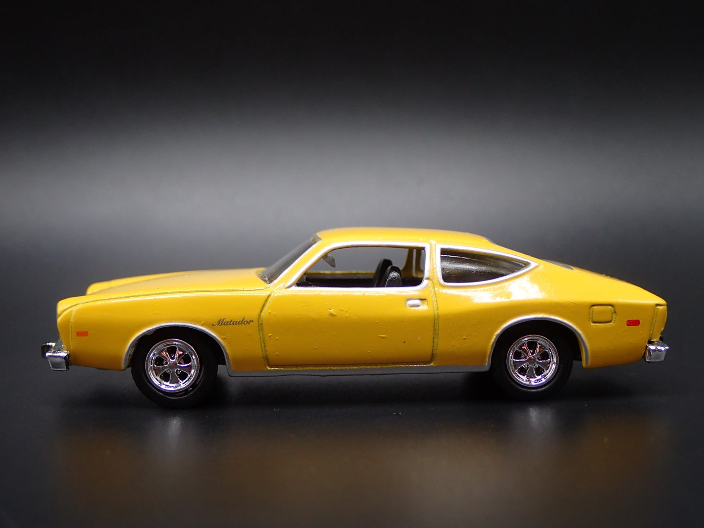 1975 75 AMC MATADOR YELLOW 1:64 SCALE COLLECTIBLE DIORAMA DIECAST MODEL CAR