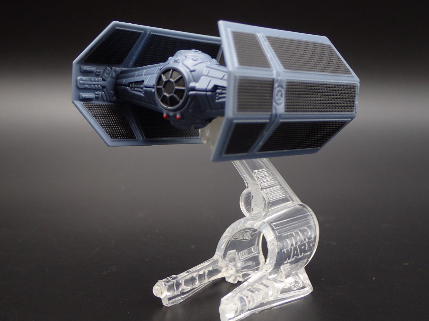 STAR WARS TIE ADVANCED X1 PROTOTYPE  w FLIGHT NAVIGATOR 1:64 SCALE MODEL DIORAMA
