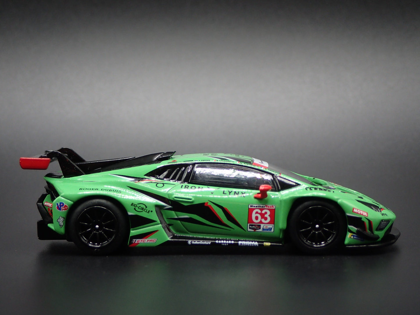 2019-2024 LAMBORGHINI HURACAN GT3 EVO2 #63 1:64 SCALE DIORAMA DIECAST MODEL CAR