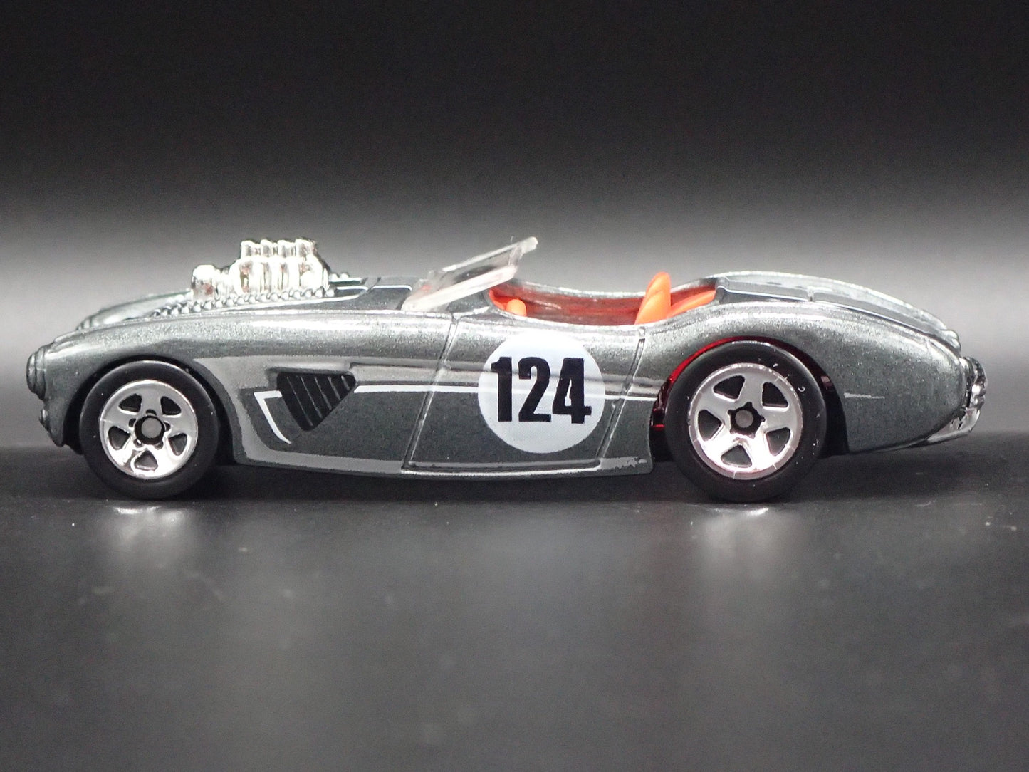 1953-1956 AUSTIN HEALEY ROADSTER CONVERTIBLE GRAY 1:64 SCALE DIECAST MODEL CAR