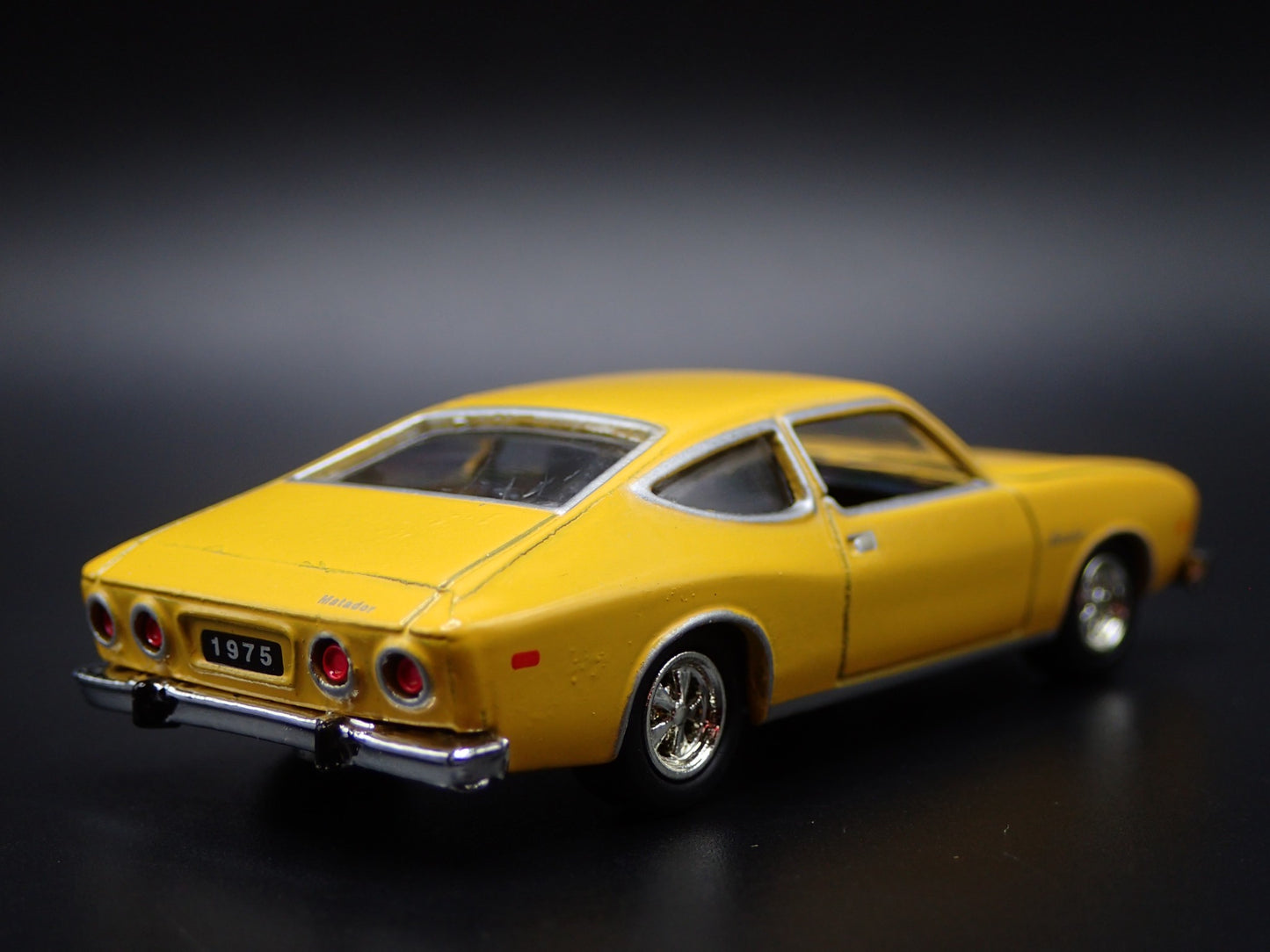1975 75 AMC MATADOR YELLOW 1:64 SCALE COLLECTIBLE DIORAMA DIECAST MODEL CAR