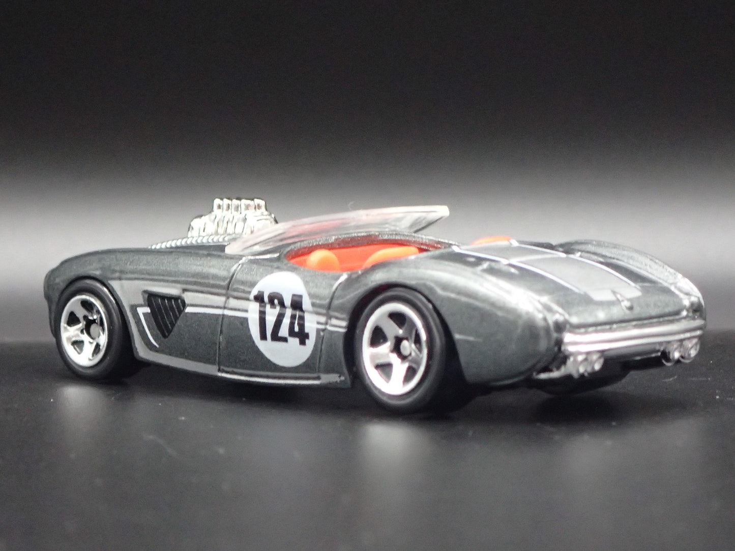 1953-1956 AUSTIN HEALEY ROADSTER CONVERTIBLE GRAY 1:64 SCALE DIECAST MODEL CAR