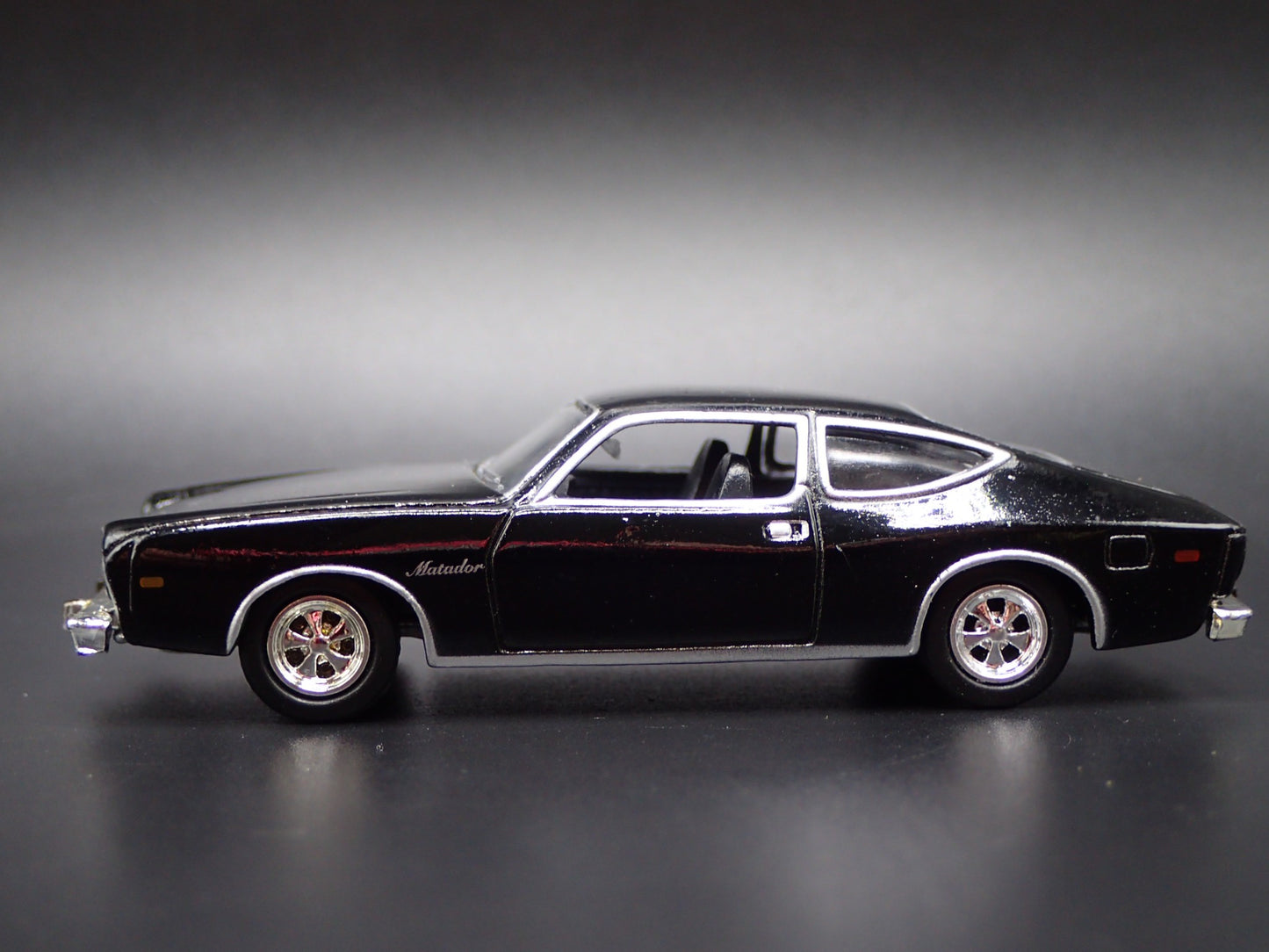 1975 75 AMC MATADOR BLACK 1:64 SCALE COLLECTIBLE DIORAMA DIECAST MODEL CAR