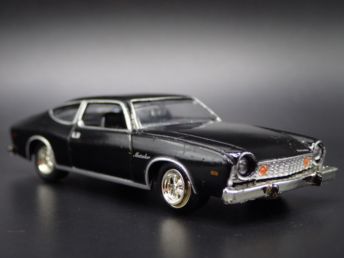 1975 75 AMC MATADOR BLACK 1:64 SCALE COLLECTIBLE DIORAMA DIECAST MODEL CAR