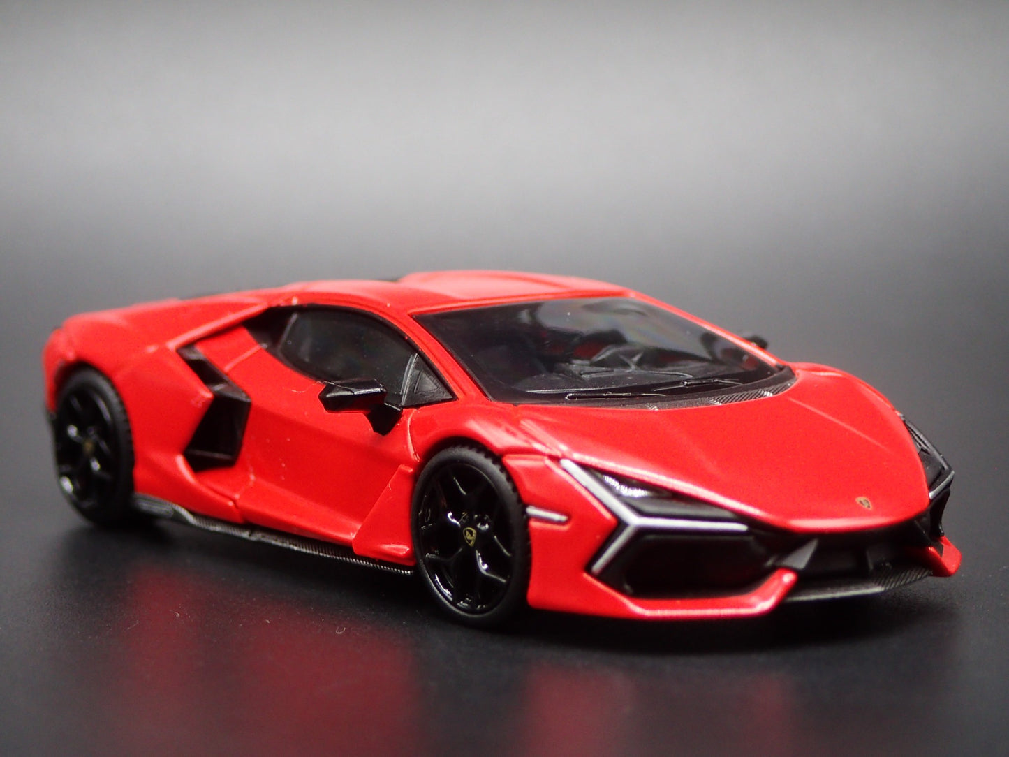 2024-2025 LAMBORGHINI REVUELTO SUPER CAR RED 1:64 SCALE DIECAST MODEL CAR