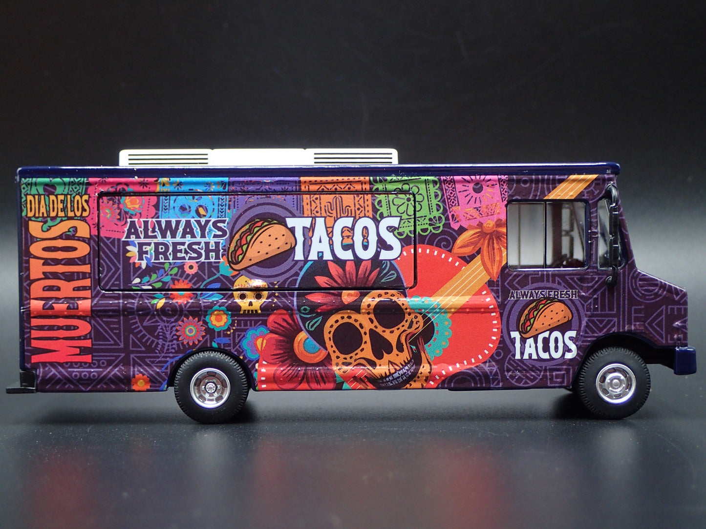 DELIVERY STEP VAN TACOS FOOD TRUCK DIA DE LOS MUERTOS 1:64 SCALE DIECAST MODEL
