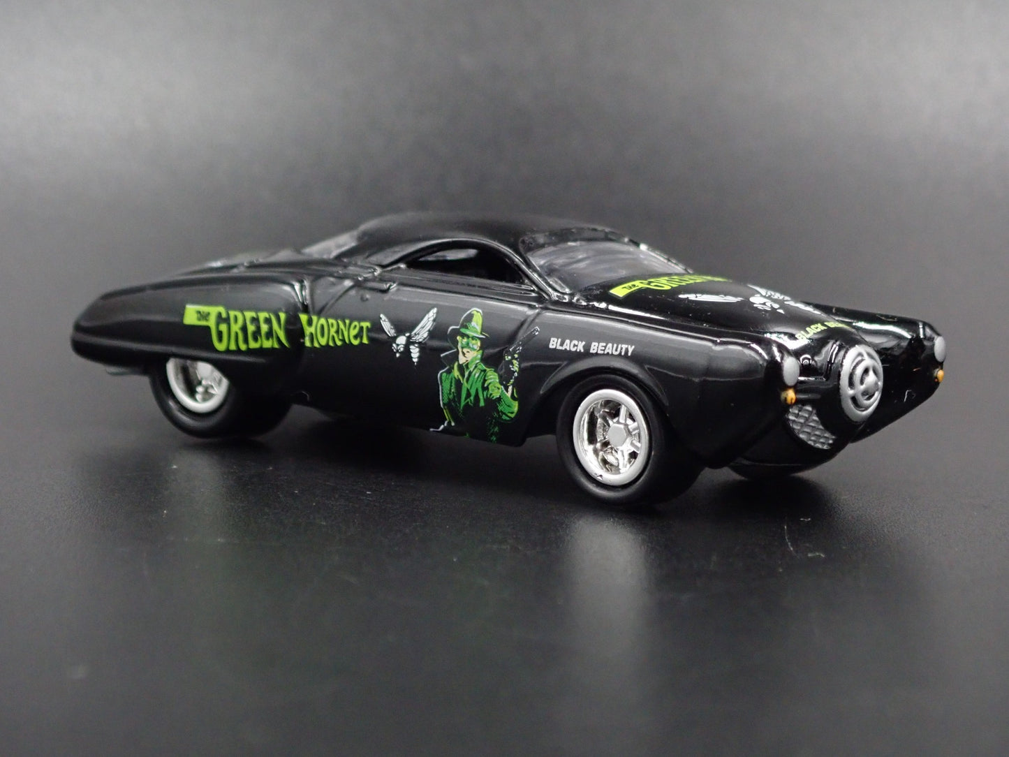 1951 STUDEBAKER COMMANDER GREEN HORNET 1:64 SCALE DIORAMA DIECAST MODEL CAR