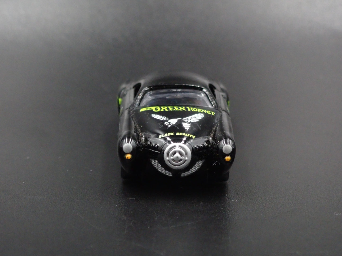 1951 STUDEBAKER COMMANDER GREEN HORNET 1:64 SCALE DIORAMA DIECAST MODEL CAR