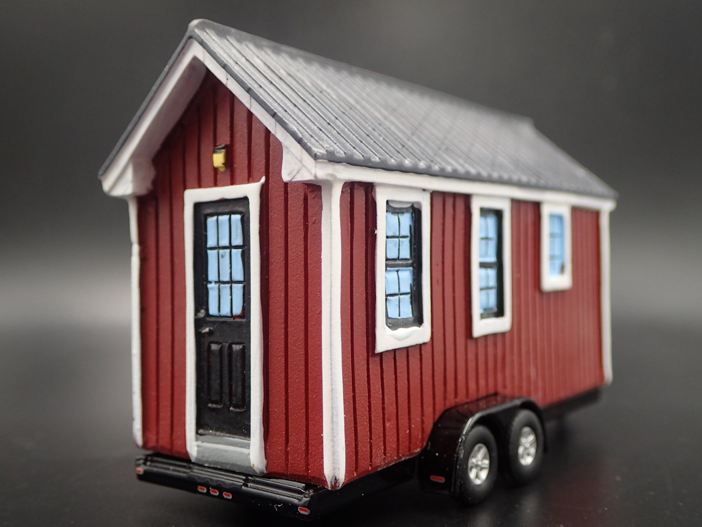 TINY HOUSE HOME FLAT BED TRAILER CAMPER W/ HITCH  1:64 SCALE DIORAMA RESIN MODEL