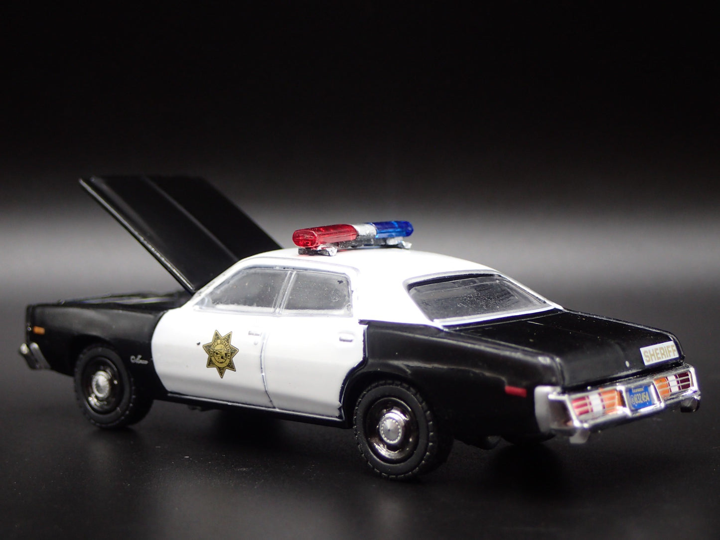 1977 77 DODGE MONACO COUNTY SHERIFF POLICE CAR RARE 1/64 SCALE DIECAST MODEL CAR