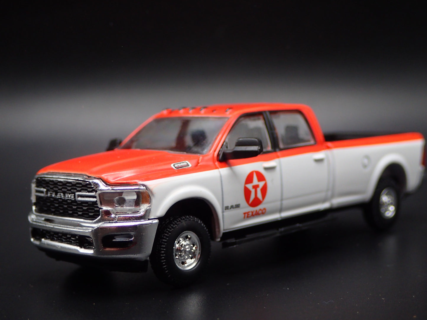 2023 RAM 2500 PICKUP TRUCK w HITCH TEXACO OIL RED 1/64 SCALE DIECAST MODEL CAR