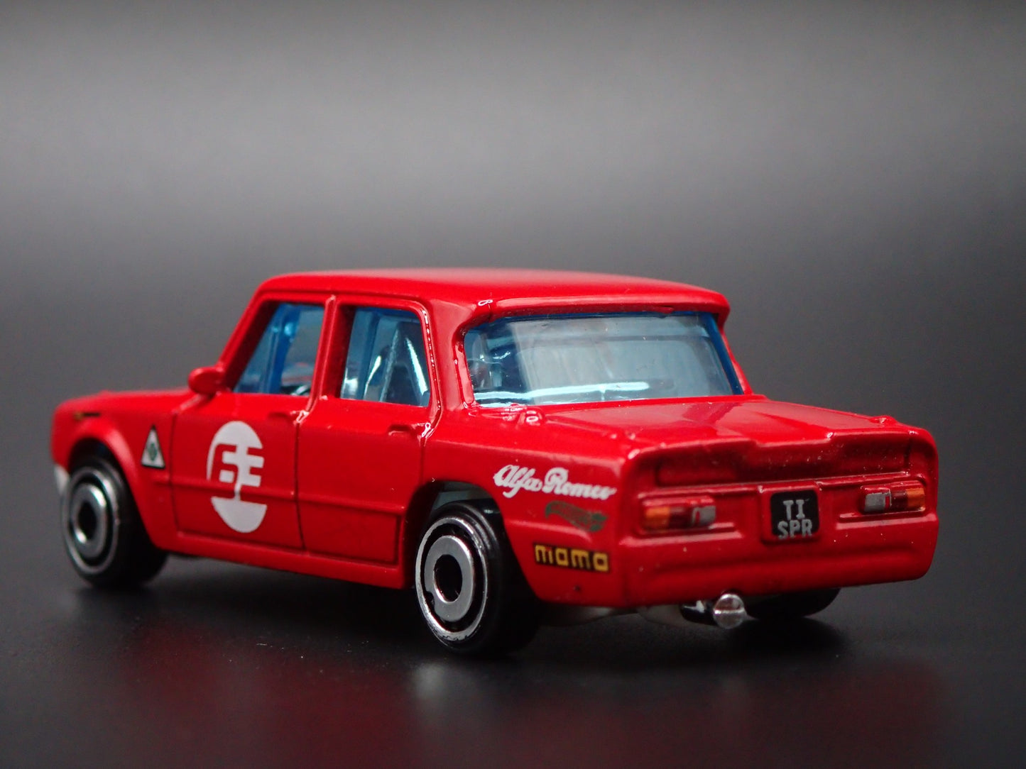 1963-1964 ALFA ROMEO GIULIA TI SUPER RED 1:64 SCALE DIORAMA DIECAST MODEL CAR