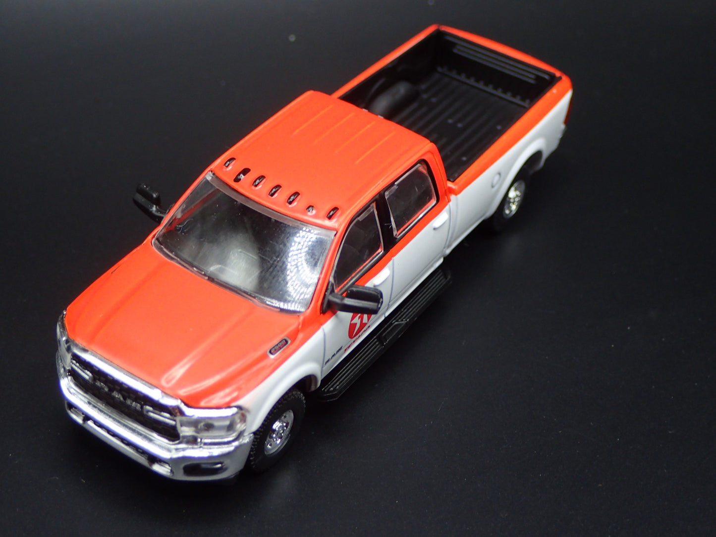 2023 RAM 2500 PICKUP TRUCK w HITCH TEXACO OIL RED 1/64 SCALE DIECAST MODEL CAR