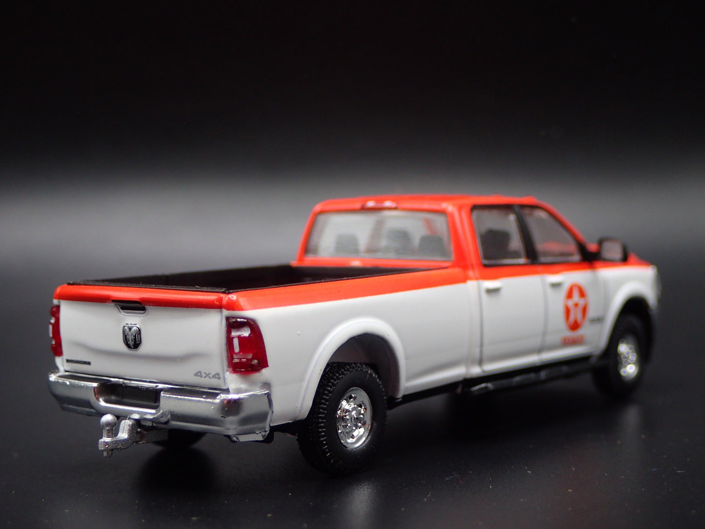 2023 RAM 2500 PICKUP TRUCK w HITCH TEXACO OIL RED 1/64 SCALE DIECAST MODEL CAR