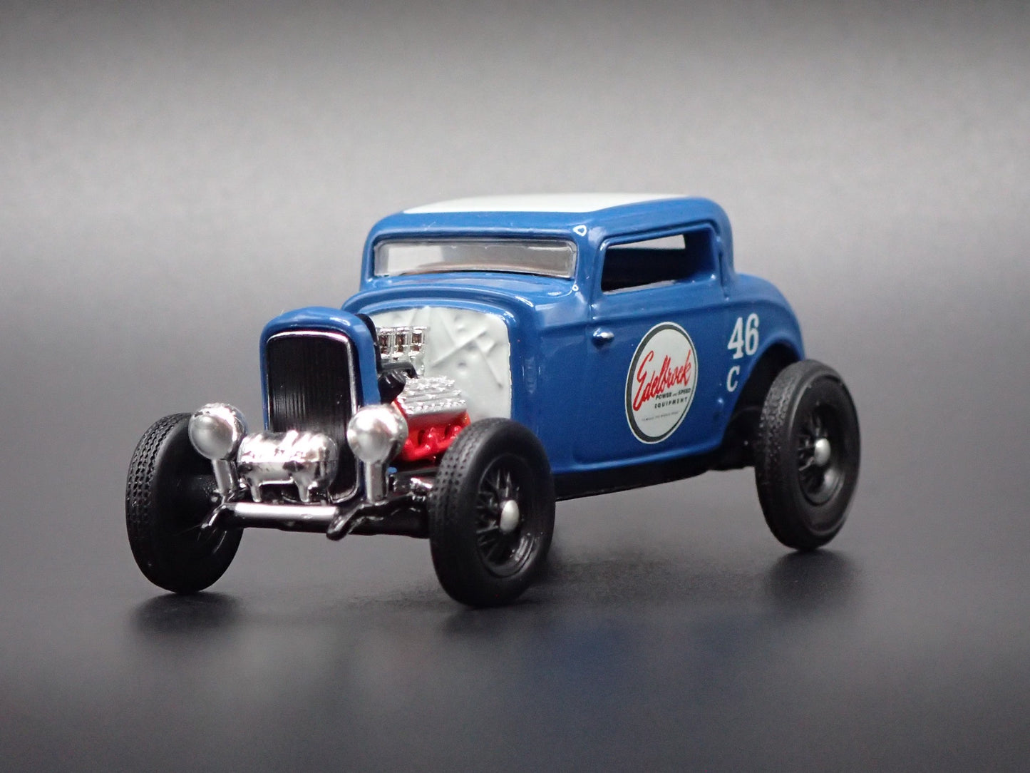 1932 32 FORD THREE WINDOW COUPE HOT ROD EDELBROCK 1:64 SCALE DIECAST MODEL CAR
