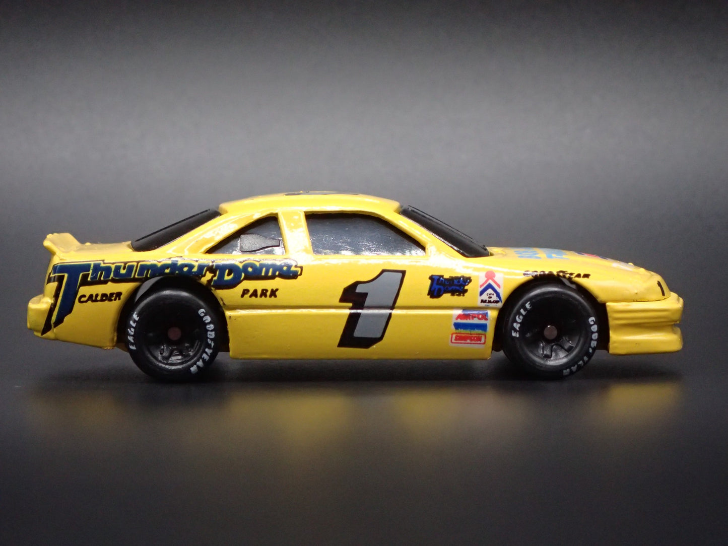 1991 91 THUNDER DOME #1 BOB JANE TMARTS NASCAR 1:64 SCALE DIECAST MODEL CAR