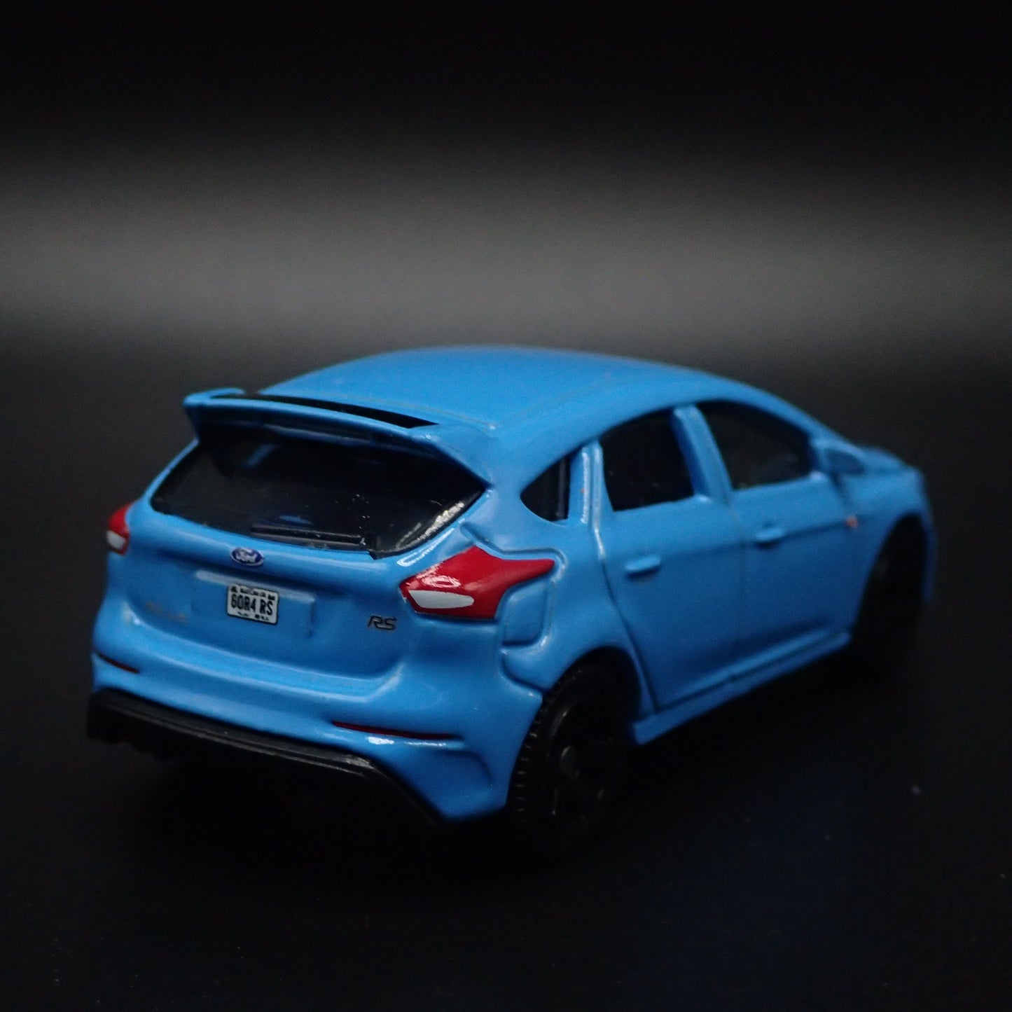 2011-2018 FORD FOCUS RS BLUE 1:64 SCALE COLLECTIBLE DIORAMA DIECAST MODEL CAR