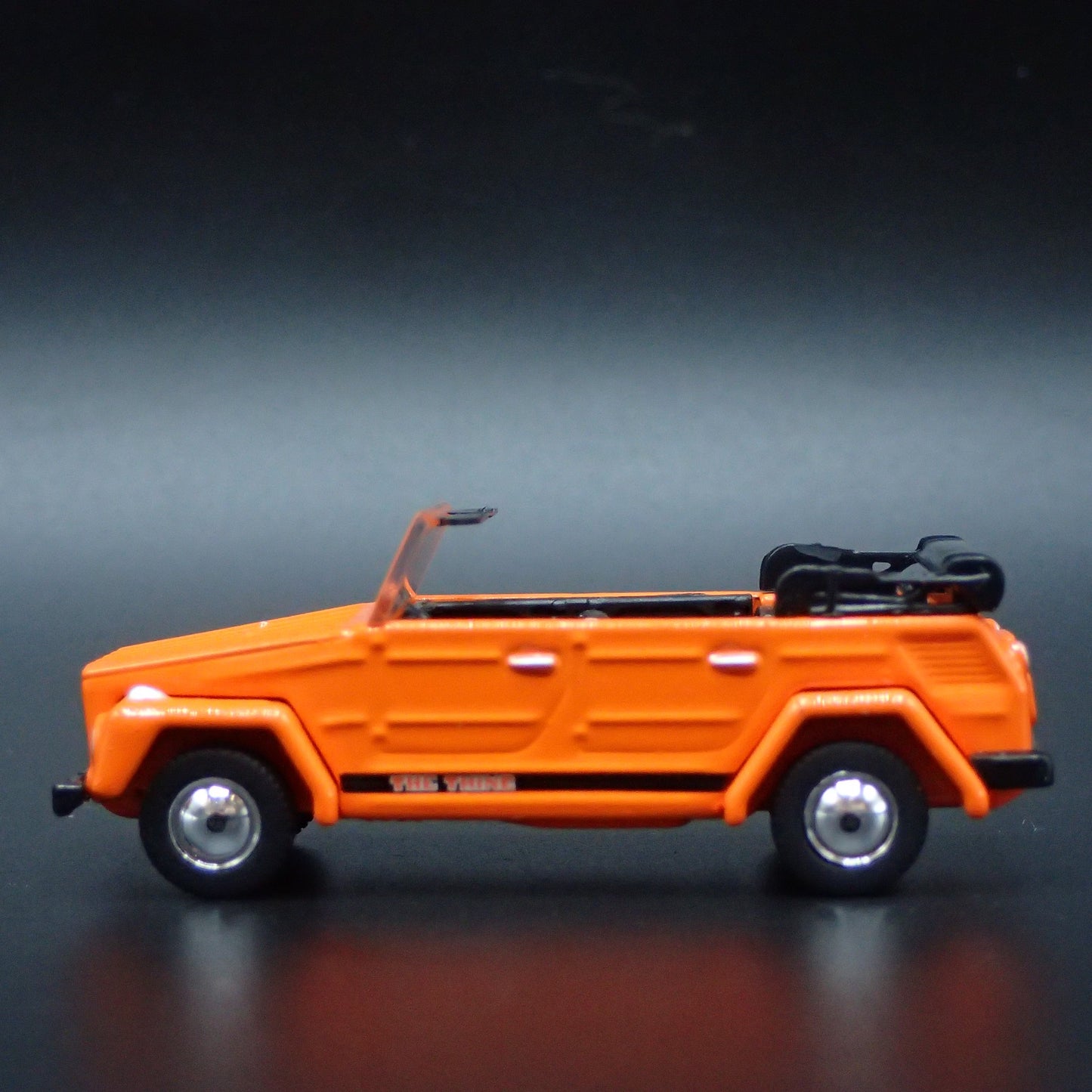 VOLKSWAGEN THING TYPE 181 ORANGE 1:64 SCALE COLLECTIBLE DIECAST MODEL CAR